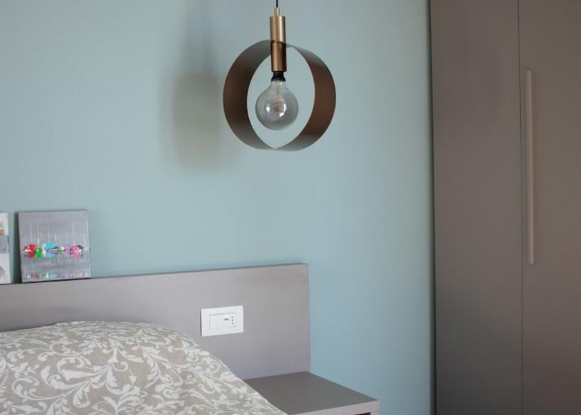 Lombardy Marone Room