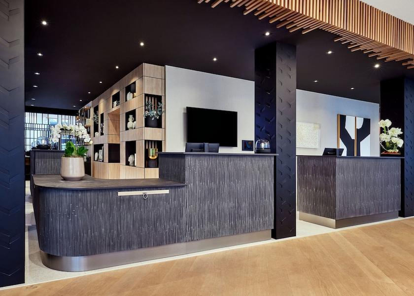 Grand Est Strasbourg Reception