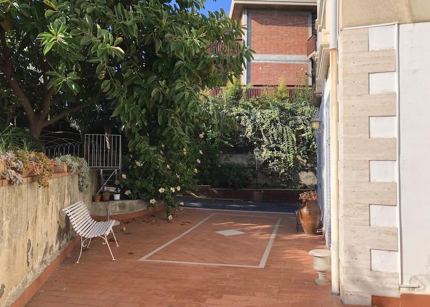 Sicily Catania Courtyard
