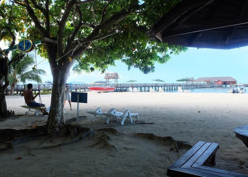  Mabul Island Beach