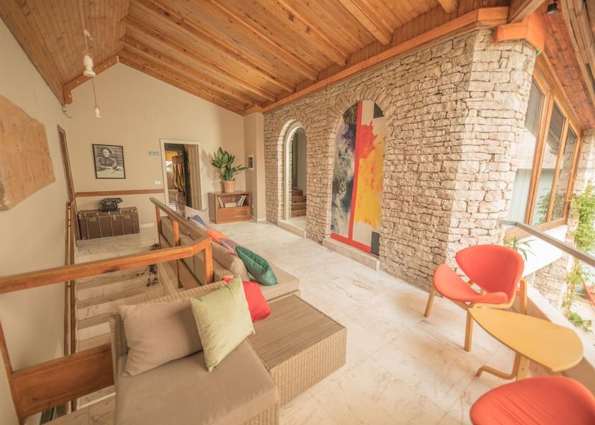  Tirana Primary image