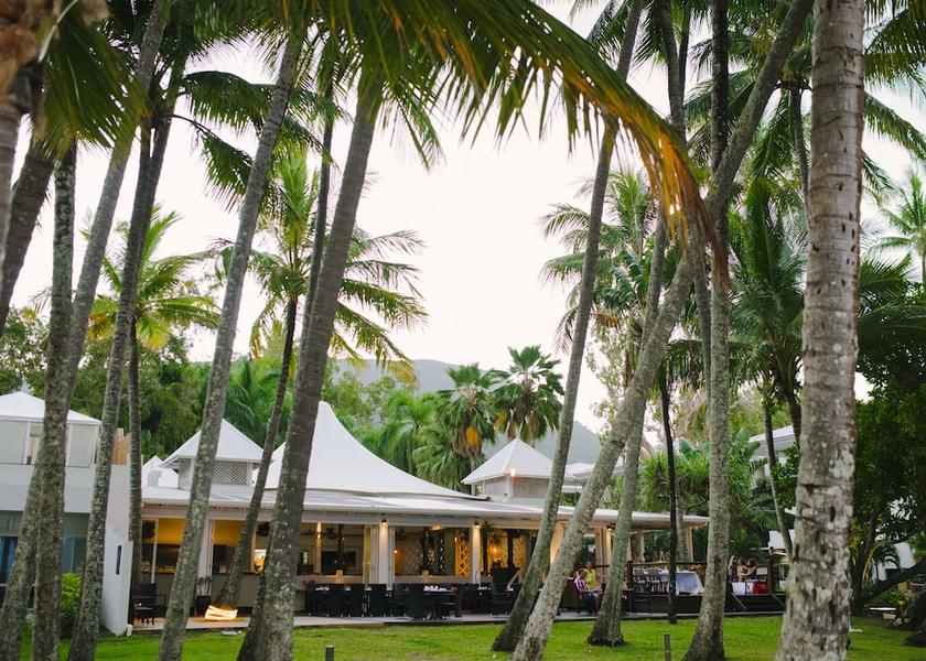 Queensland Palm Cove Restaurant