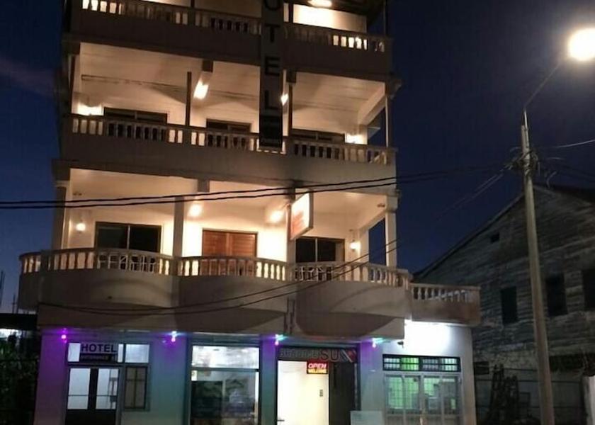  Paramaribo Facade