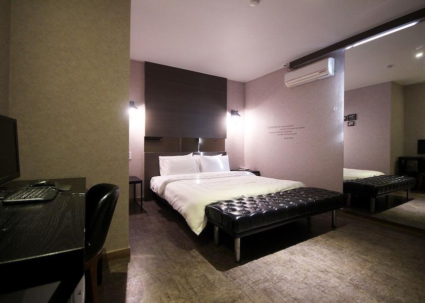 Jeonbuk Gunsan Room