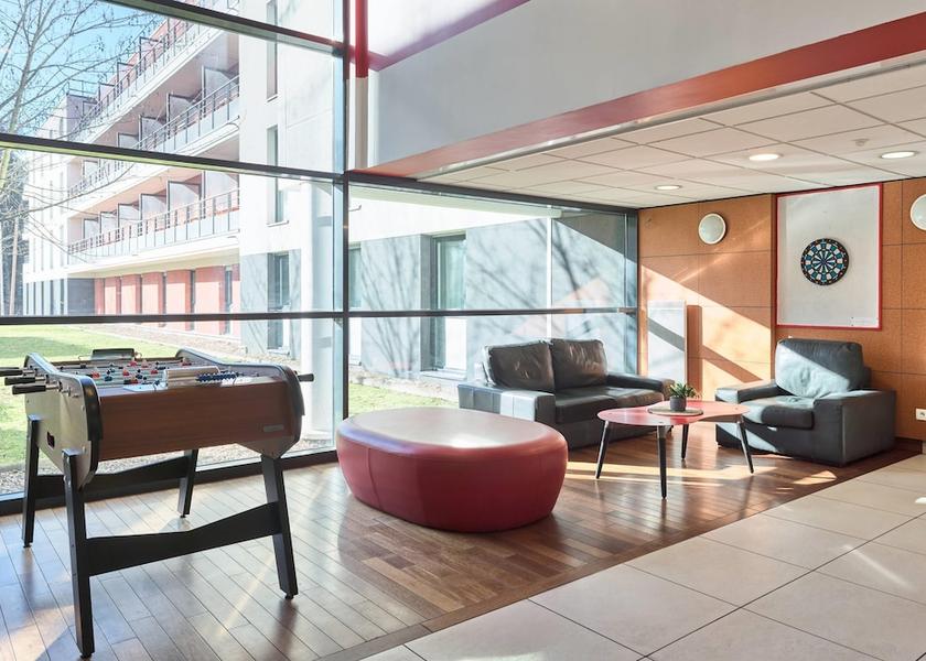 Île-de-France Saint-Cyr-l'Ecole Lobby