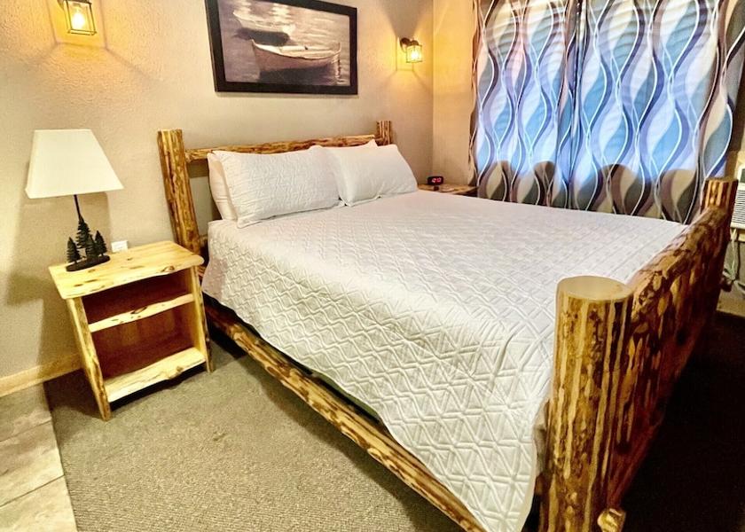 Idaho Bonners Ferry Room