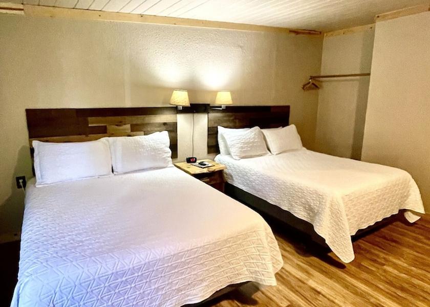 Idaho Bonners Ferry Room