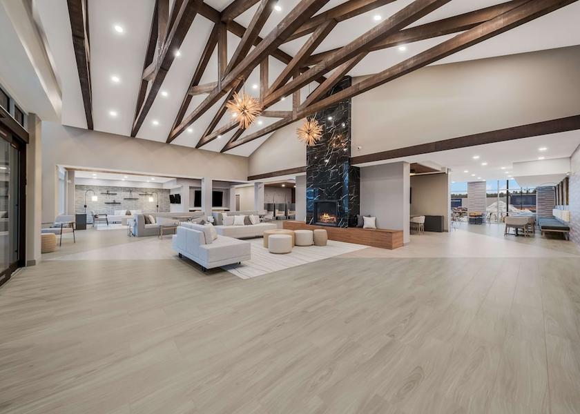 Ontario Parry Sound Lobby