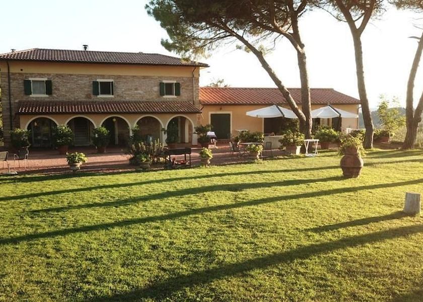 Tuscany Casciana Terme Lari Facade