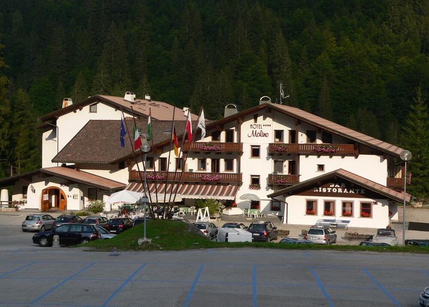 Veneto Falcade Facade