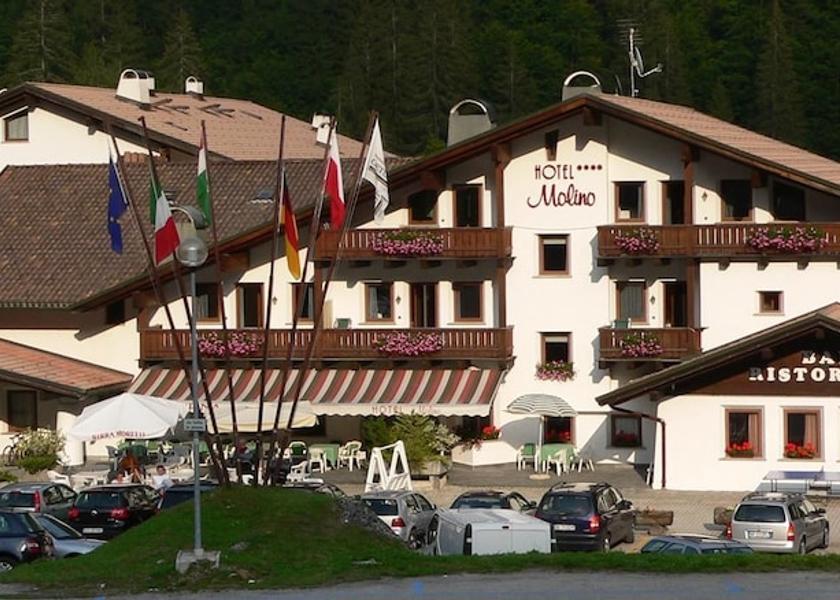 Veneto Falcade Facade