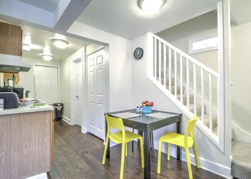 Washington Seattle In-Room Dining