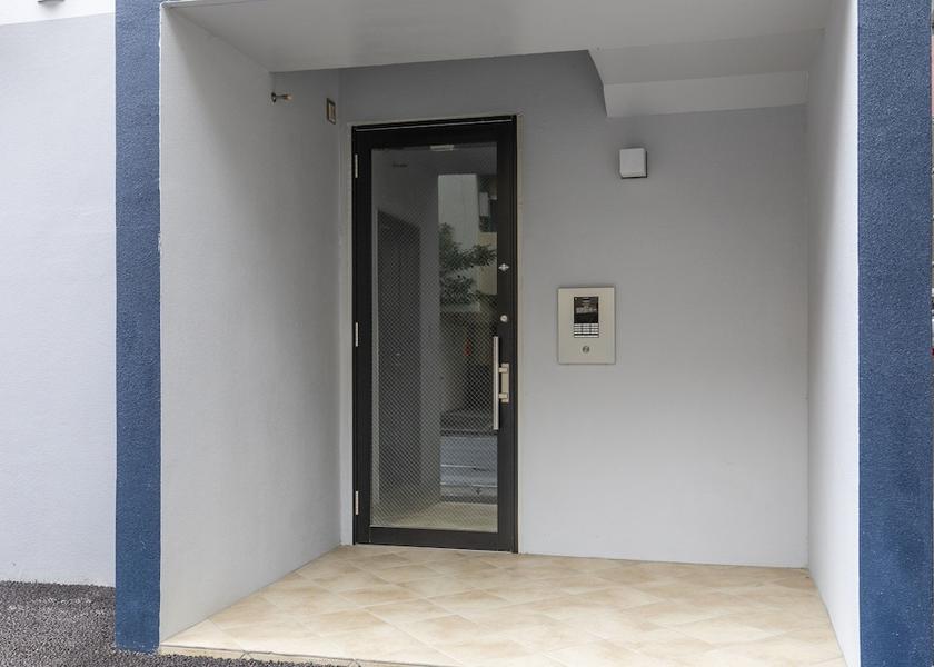 Okinawa (prefecture) Naha Entrance