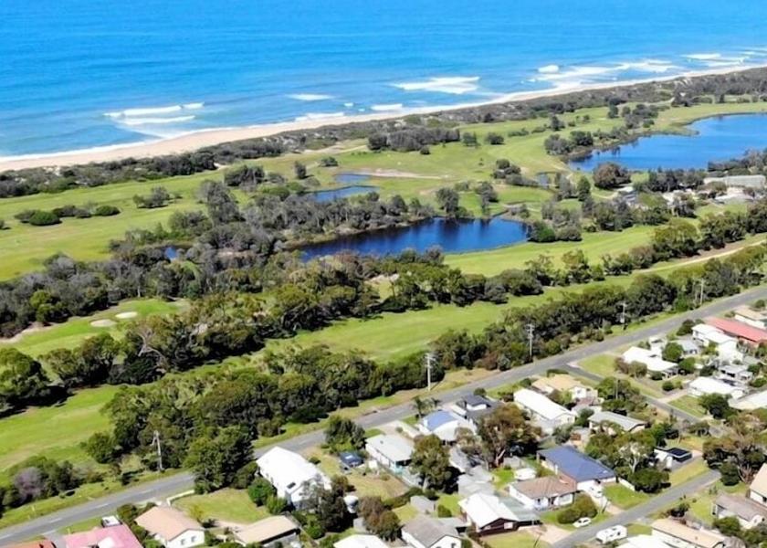 Victoria Lakes Entrance Golf