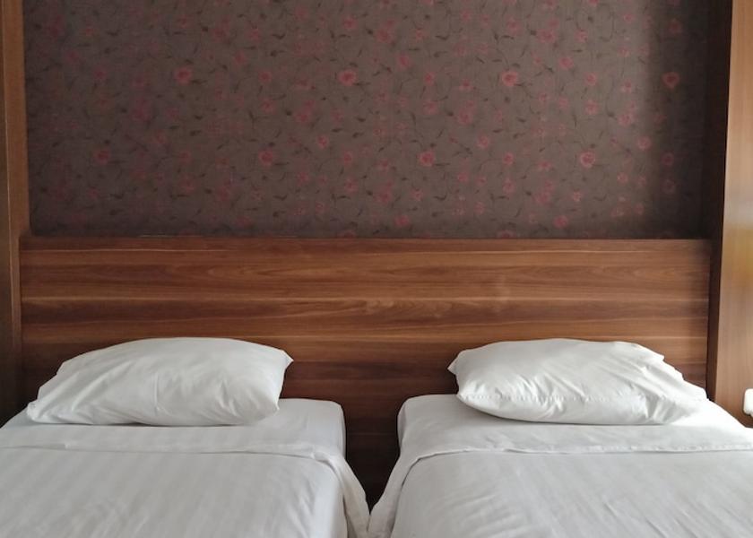 Banten Pandeglang Room