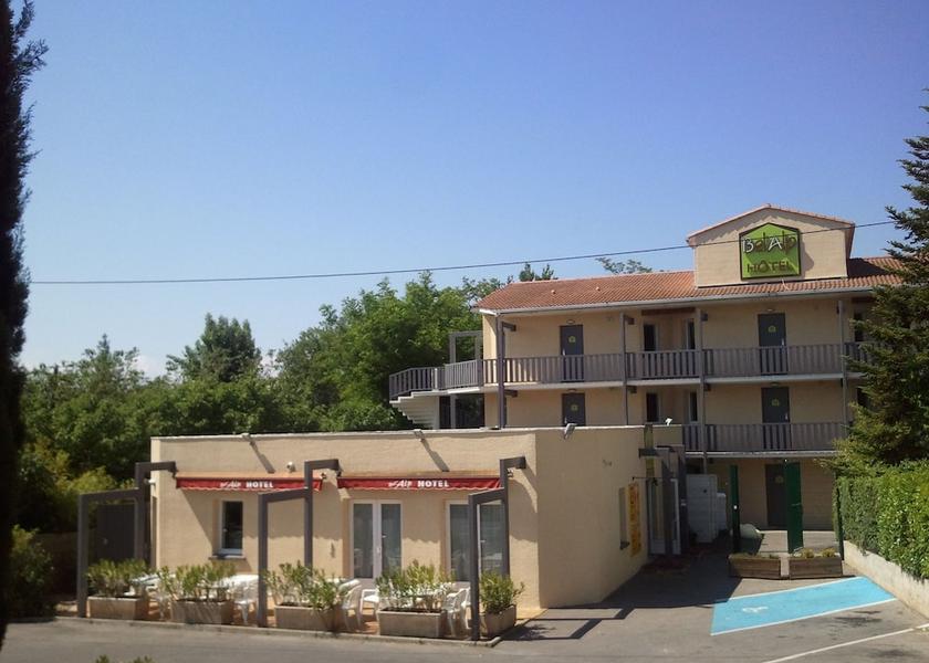 Provence-Alpes-Côte d'Azur Manosque Front of property
