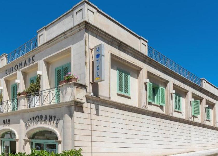 Puglia Castro Exterior view