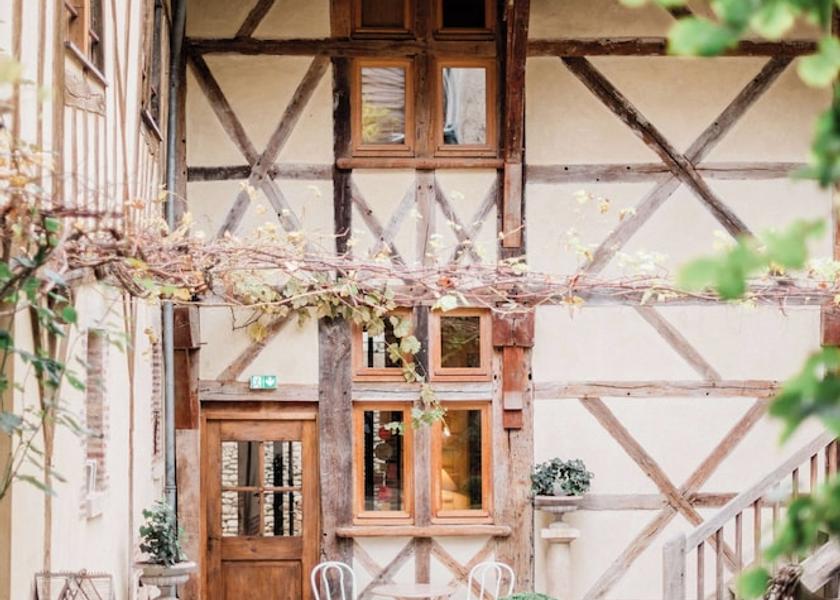 Grand Est Troyes Exterior Detail