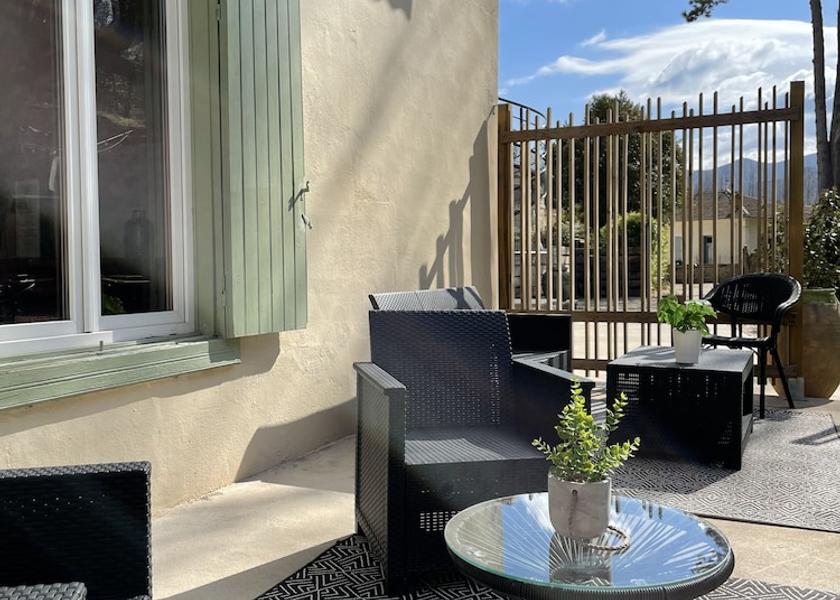 Occitanie Lamalou-les-Bains Exterior Detail