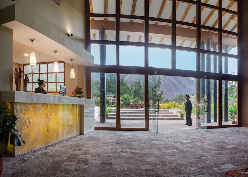 Cusco (region) Urubamba Reception