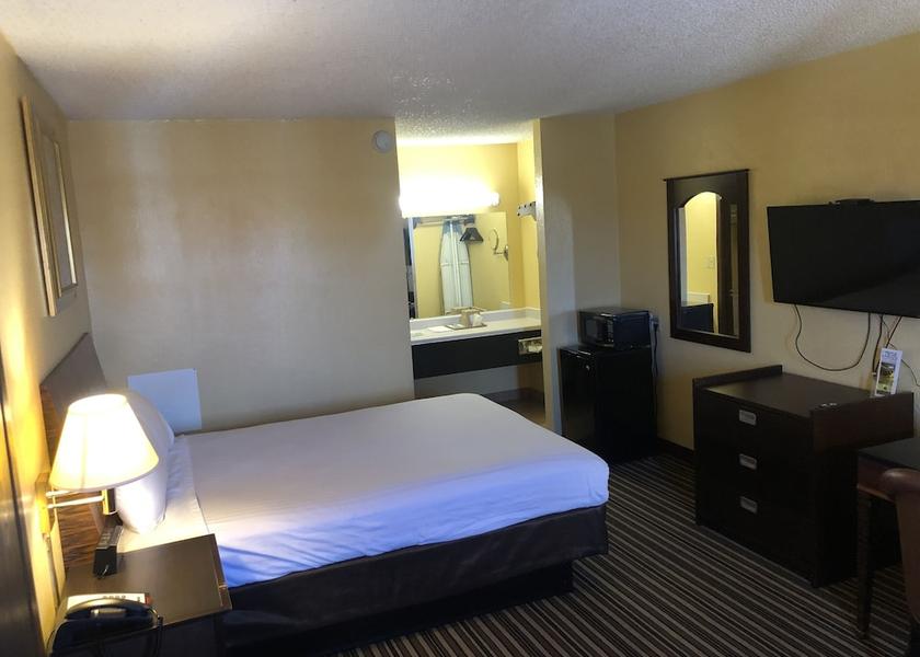 Kansas Dodge City Room