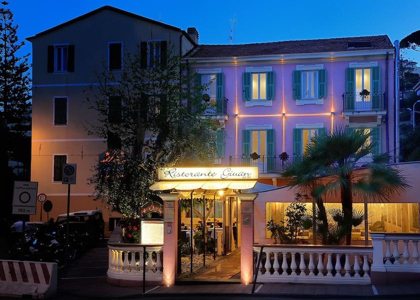Liguria Taggia Facade