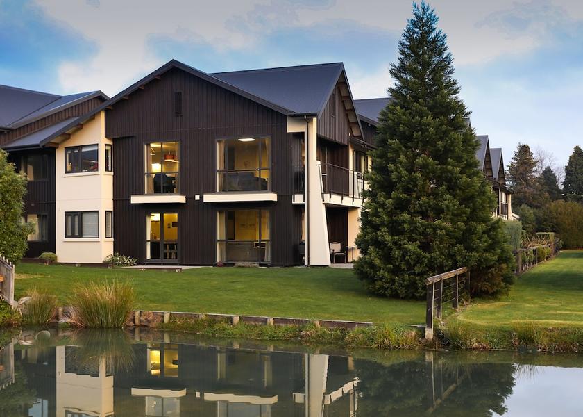 Canterbury Hanmer Springs Property Grounds