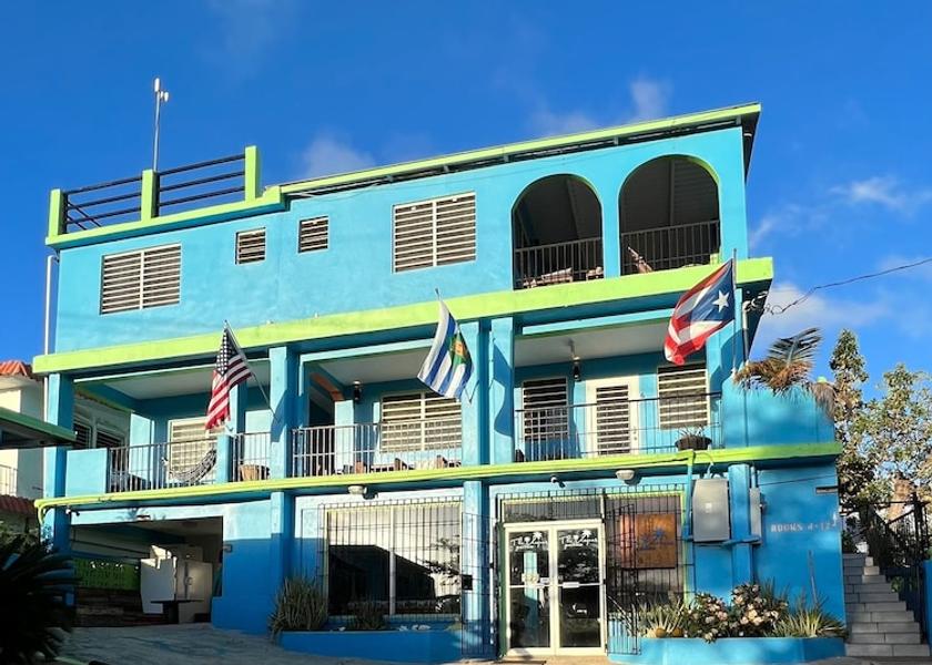  Vieques Facade
