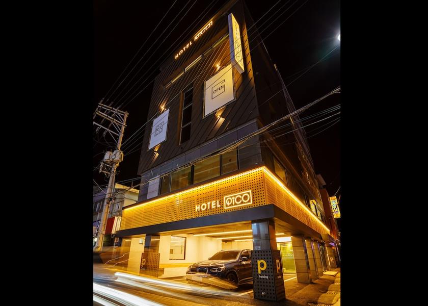 South Gyeongsang Tongyeong Front of property - evening/night