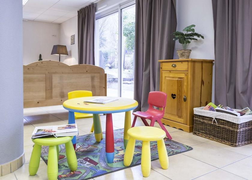 Occitanie Saint-Lary-Soulan Children's play area - indoor