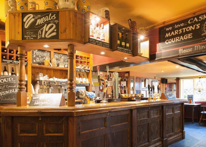 England Thatcham Bar