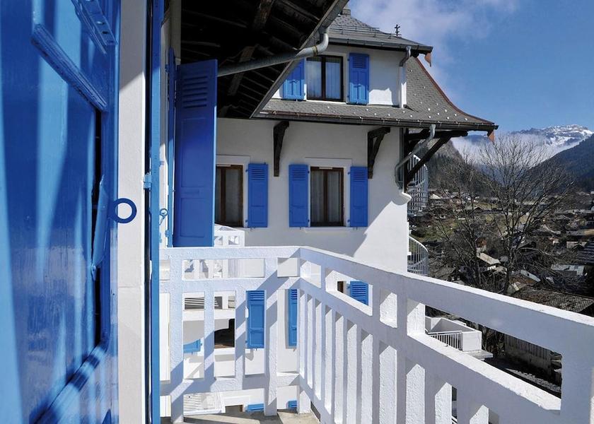Auvergne-Rhone-Alpes Morzine Facade