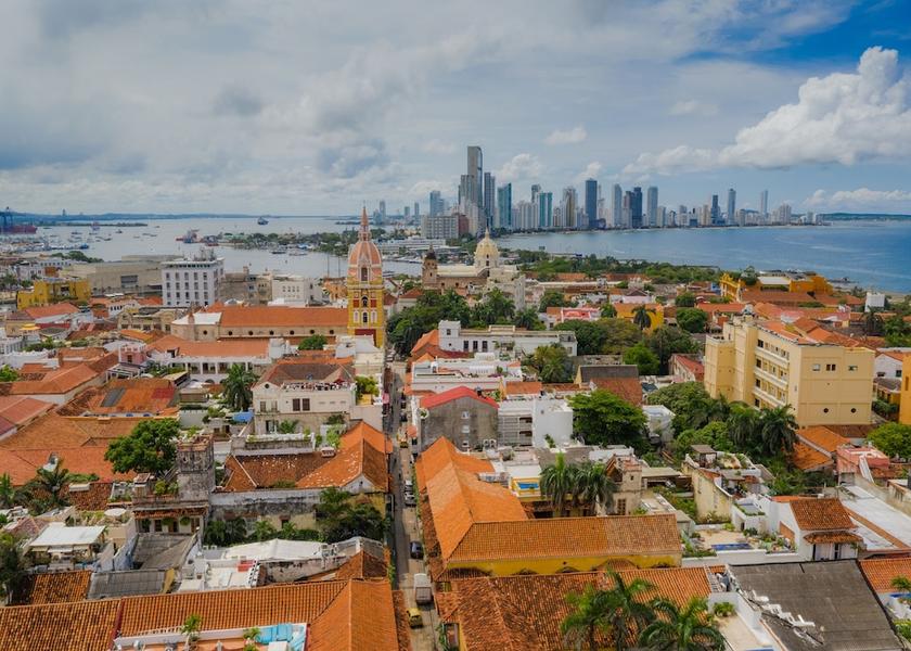 Bolivar Cartagena Exterior Detail