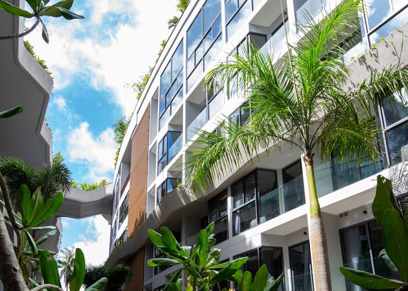 Phuket Province Ratsada Exterior
