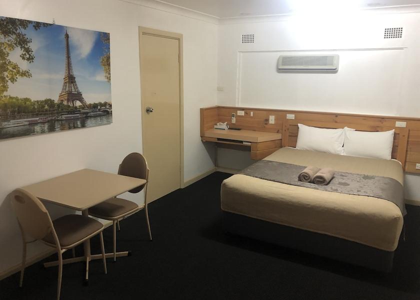 New South Wales Cowra Room