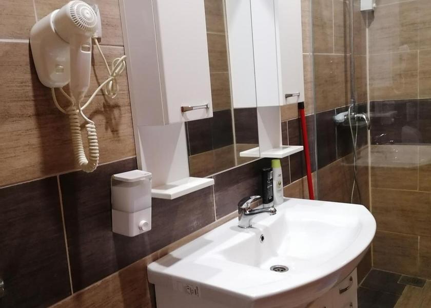 Vojvodina Novi Sad Triple Room with Private Bathroom