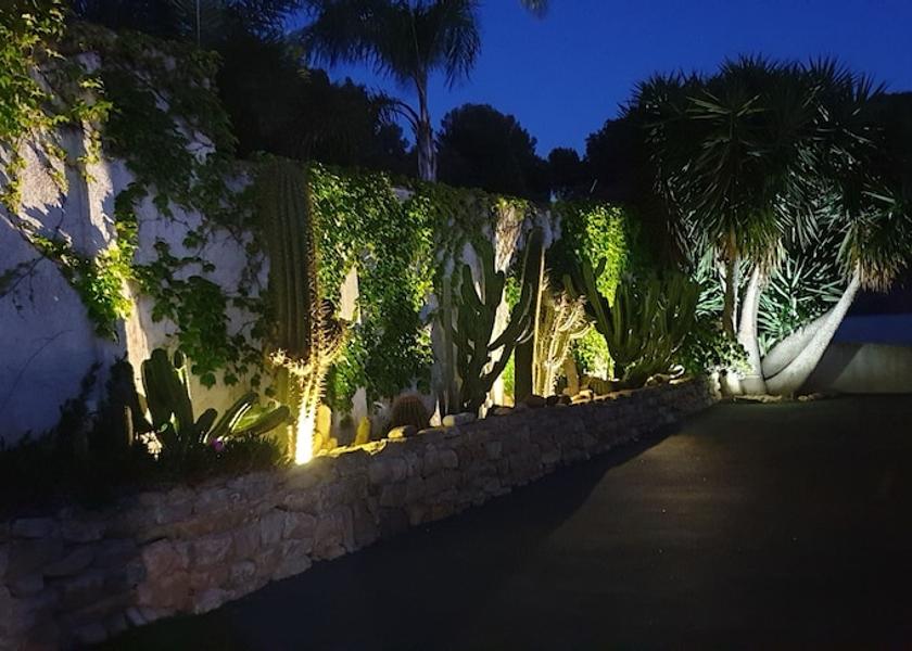 Var Carqueiranne Exterior Detail