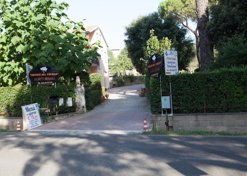 Tuscany Foiano della Chiana Exterior Detail