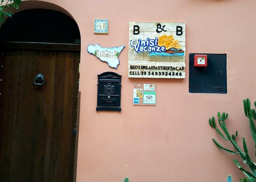 Sicily Cinisi Facade