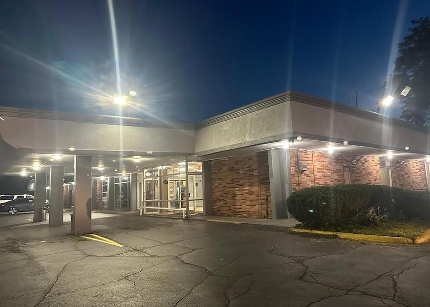 Illinois Rockford Facade