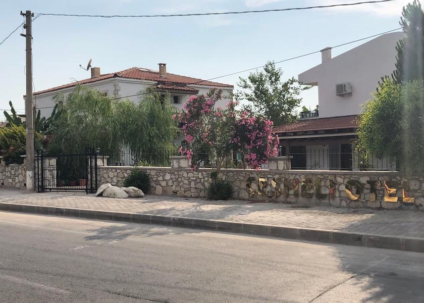 Izmir Çeşme Exterior Detail