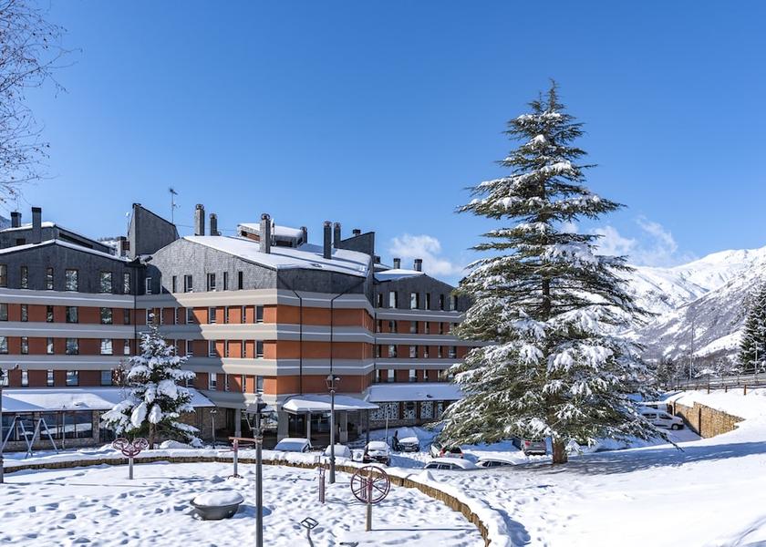 Catalonia Naut Aran Exterior