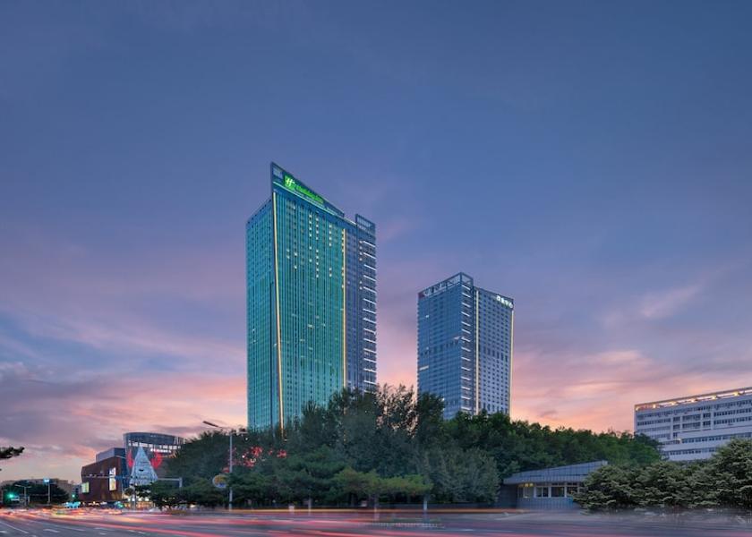 Hebei Qinhuangdao Exterior Detail