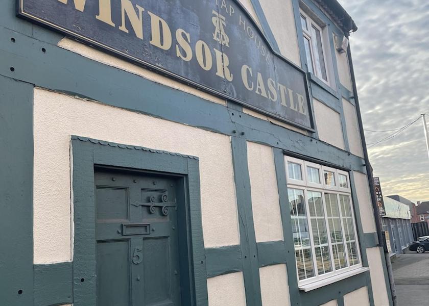 England Stourbridge Exterior Detail