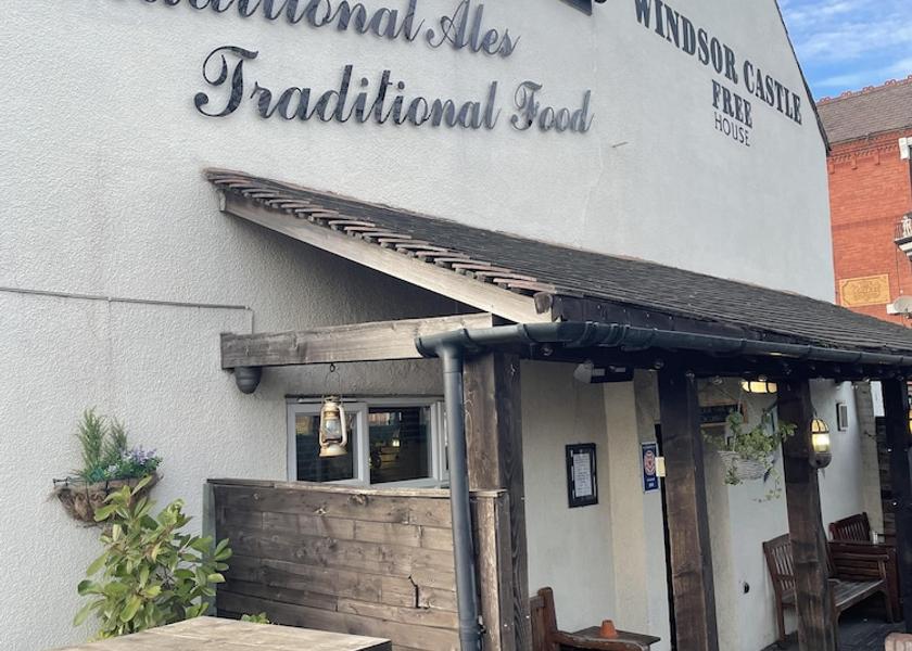 England Stourbridge Exterior Detail