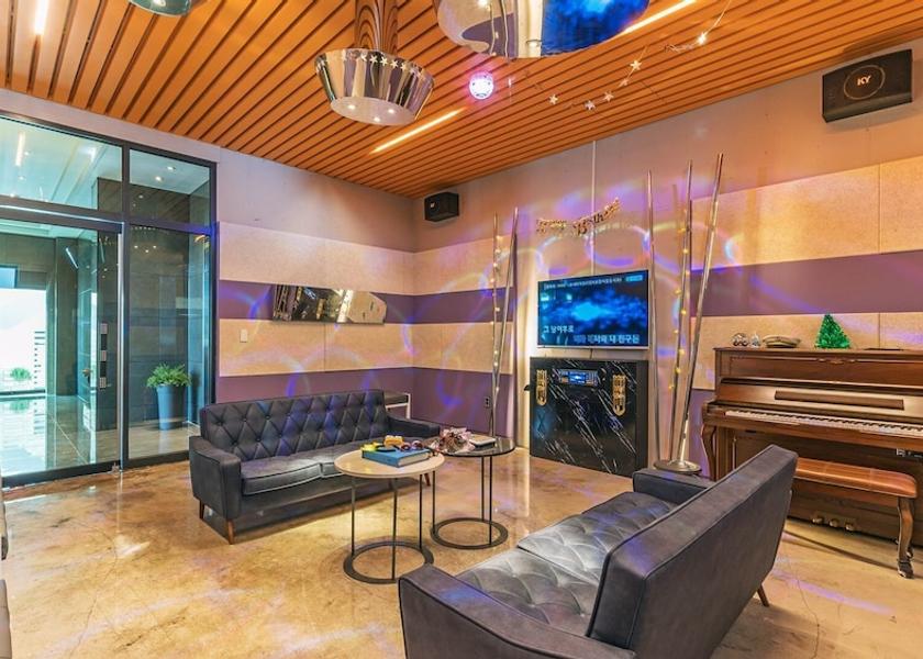 South Gyeongsang Namhae Karaoke Room