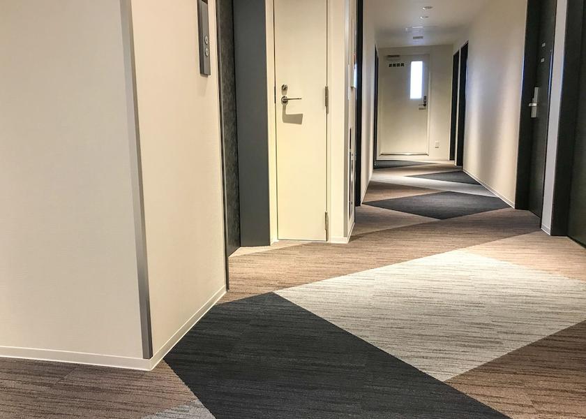 Chiba Chiba Hallway