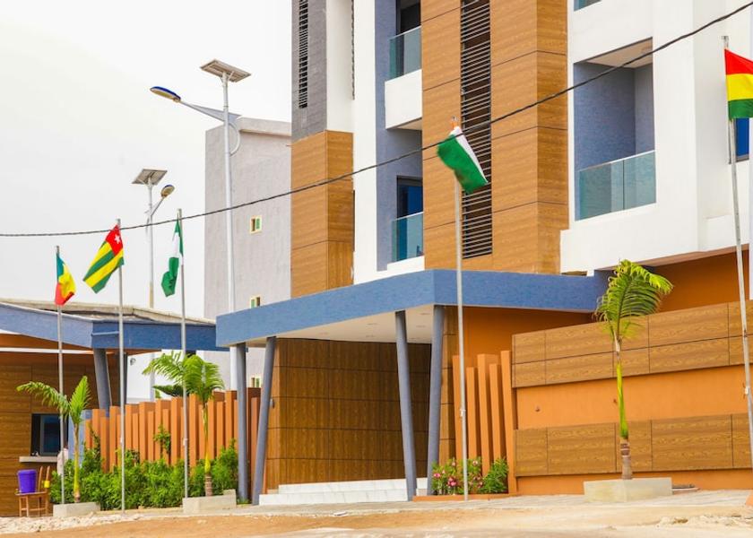 Cotonou Facade
