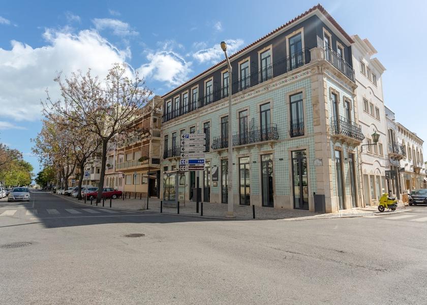 Faro Faro Facade