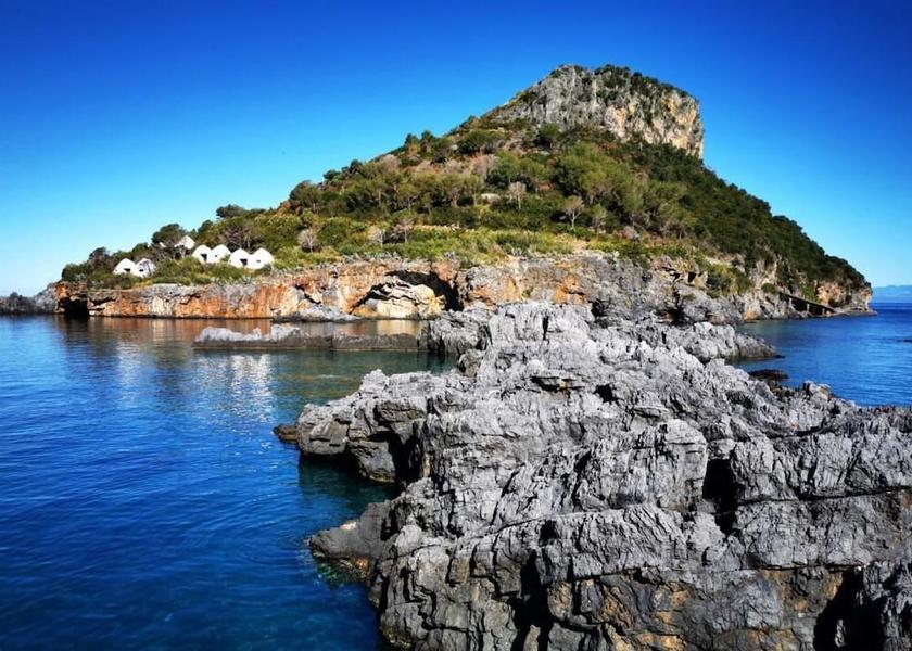 Calabria Praia a Mare Lake